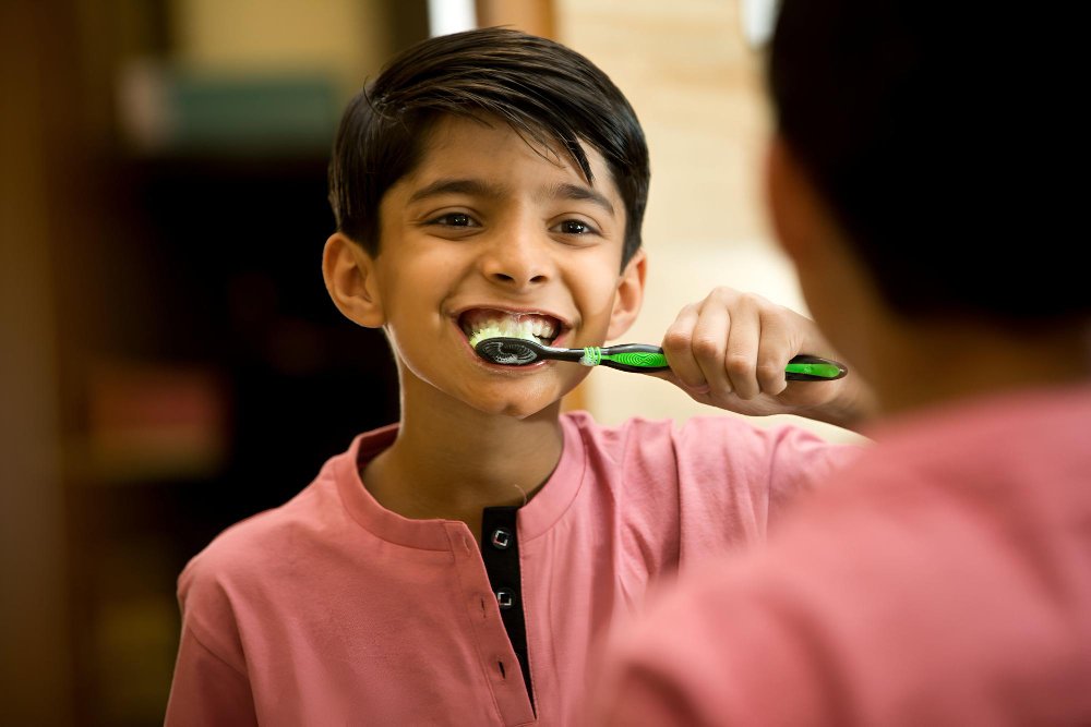 How to brush children's teeth